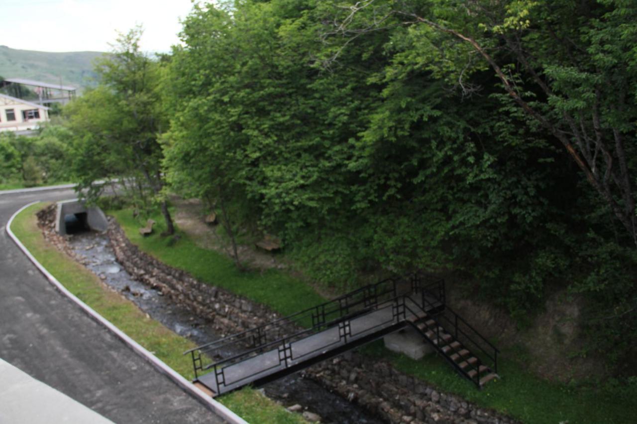Tsaghkahovit Hotel Tsaghkadzor Exterior foto