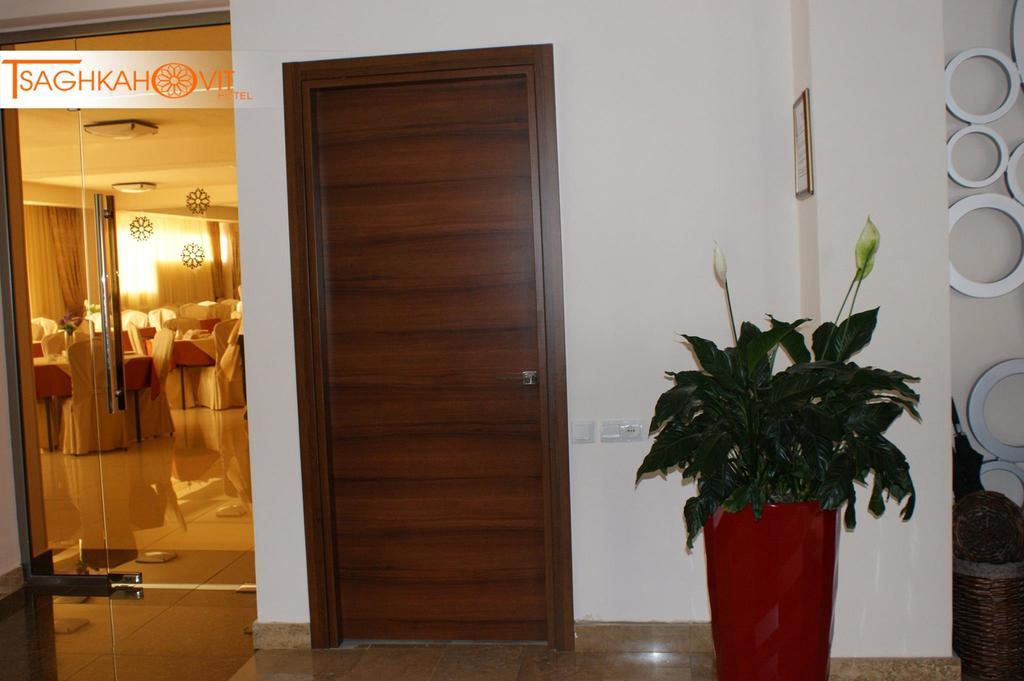 Tsaghkahovit Hotel Tsaghkadzor Exterior foto